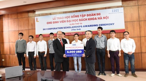 10 sinh viên Đại học Bách khoa nhận học học bổng của Tập đoàn IHI