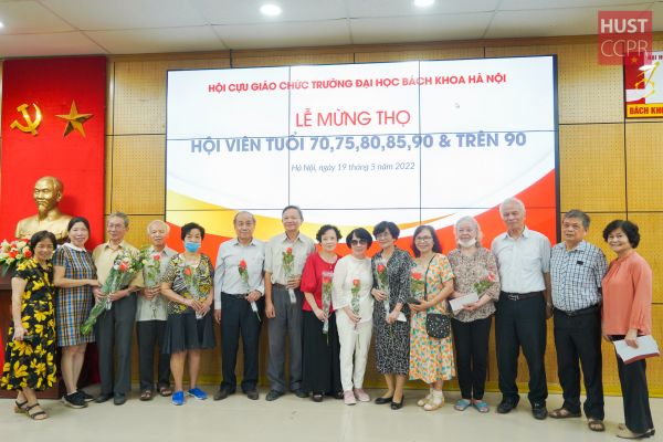 Hội Cựu giáo chức Nhà cái uy tín io
 tổ chức Lễ mừng thọ năm 2022